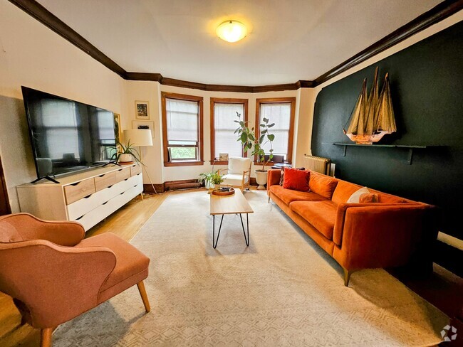 Building Photo - 2546 N Stowell Ave Unit D Rental