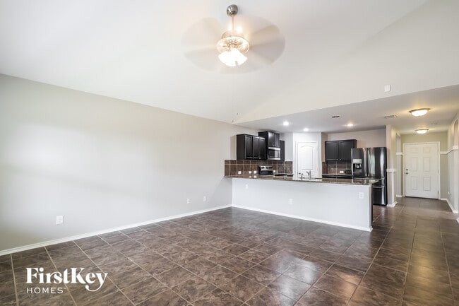 Photo - 7019 Phoebe View