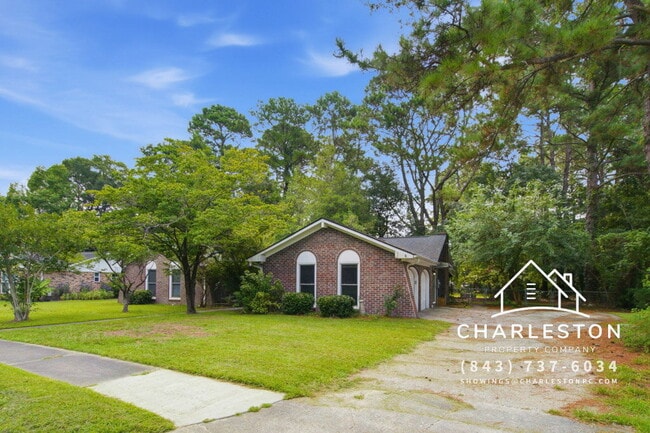 Photo - 2067 Dogwood Rd
