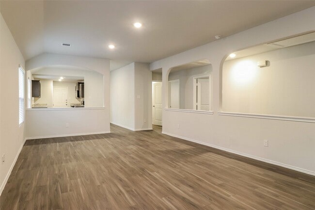 Photo - 2208 Onyx Ln