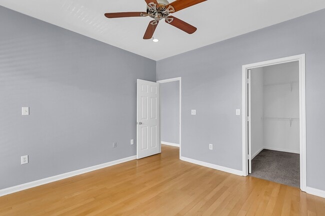 Photo - 2332 Chatelain Way Unit 1