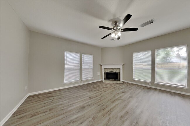 Photo - 21643 Bay Palms Dr