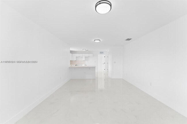 Photo - 11997 SW 218th St Unidad 1