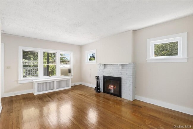Photo - 16 Terrace Pl