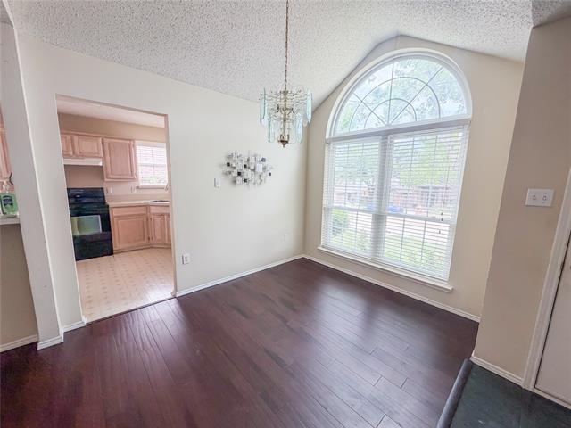 Photo - 554 Valley View Dr