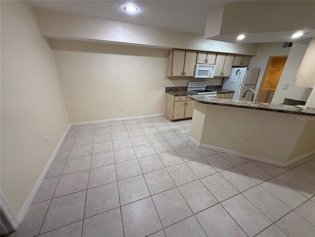 Photo - 814 Crest Pines Dr Unidad 915