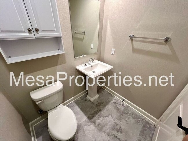3880 S Oasis Paseo Unit 15