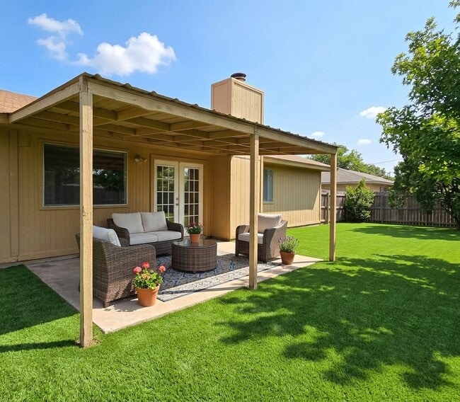 Photo - 4803 Canary Cir