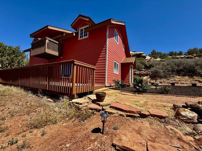 Photo - 4-BR Home with Horse Privileges in Apple Valley