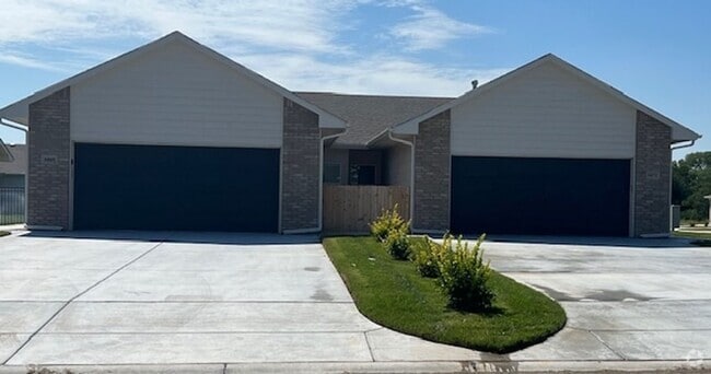 Building Photo - North 45th Addition Rental