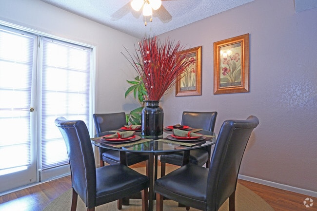 Falcon Glen Apartments For Rent in Mesa, AZ