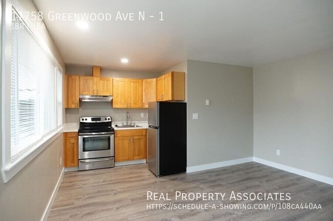 Photo - 11758 Greenwood Ave N Unit 1
