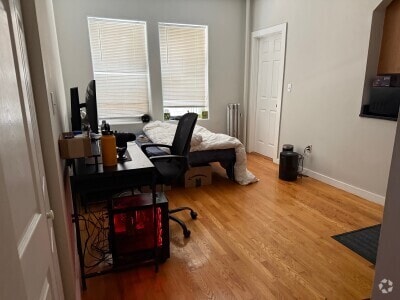 Building Photo - 8 Symphony Rd Rental