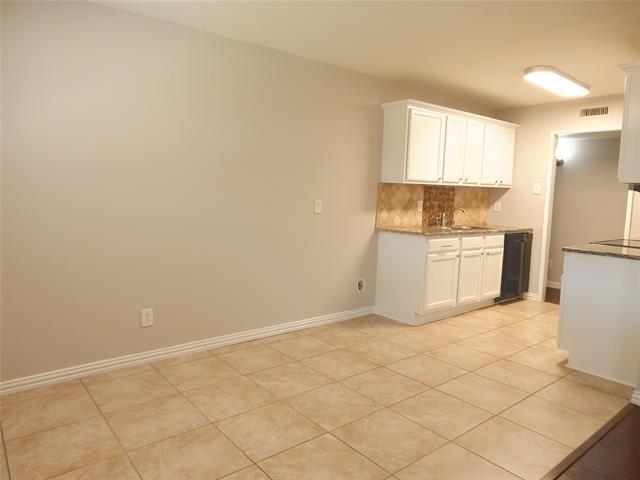 Photo - 6316 Pine St