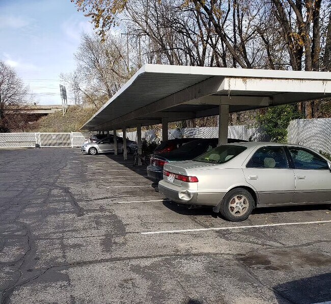 Photo - 217 Foss St W Unit 202b