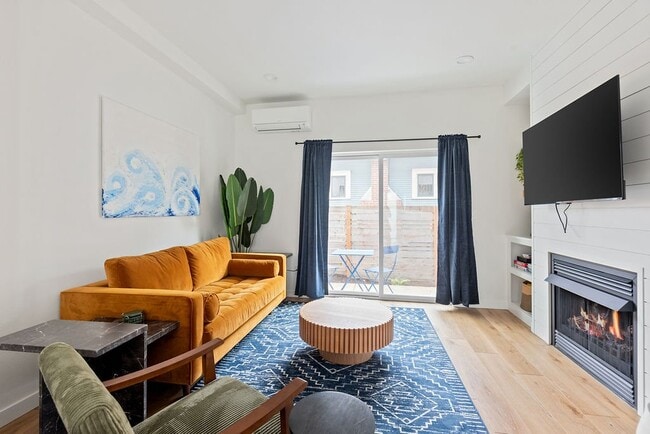 Building Photo - 5205 SE Boise St