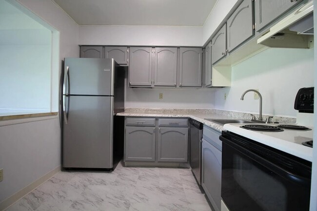 5118 E Brigantine Ct