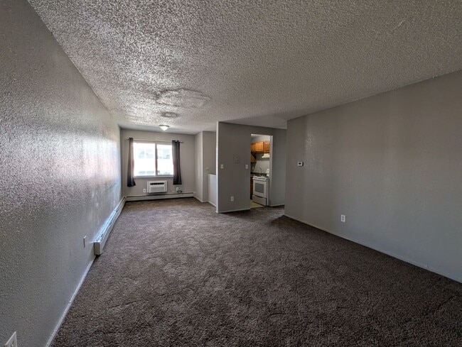 Photo - 1425 N Yosemite St Unit 9
