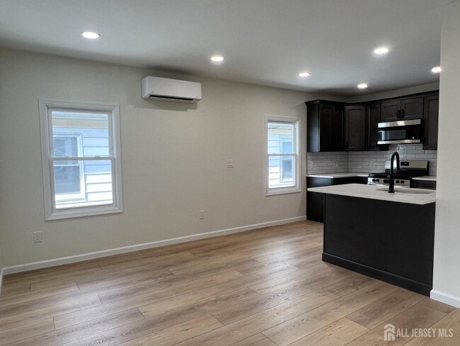 Photo - 33 Obert St Unit 2A