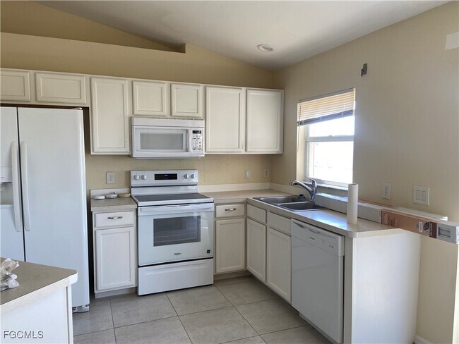 Photo - 2020 NW Juanita Pl