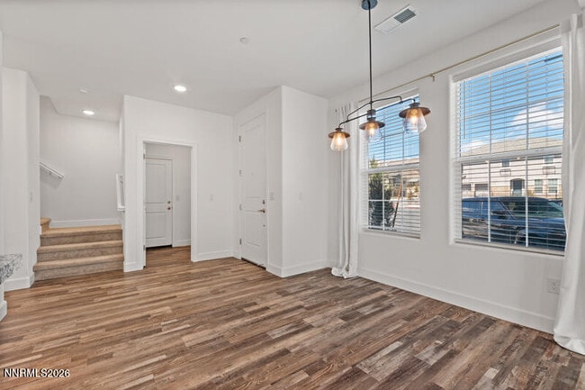 Photo - 2020 Cradle Mountain Dr