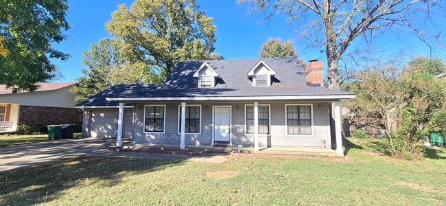 Building Photo - 107 Roundleaf Ct