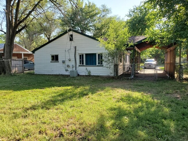 Photo - Nice ranch just SW of Seneca and 31st