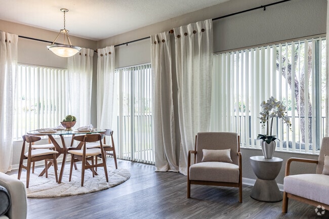 2 BR, 2 BA - Pinebrook Pointe