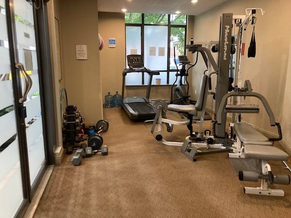 Building Photo - Prime Fairview Living | Patio Suites Steps to SkyTrain & Downtown Unit 1
