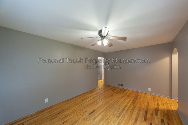 Photo - 1422 11th St N