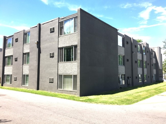 Photo - Resolute Manor