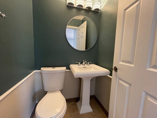 Photo - Charming Condo for Rent