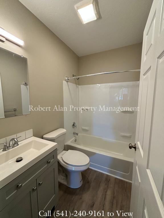 Photo - 2601 SW Hailey Ave