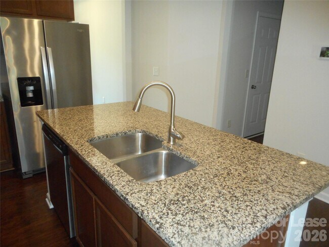 Photo - 5522 Harris Cove Dr