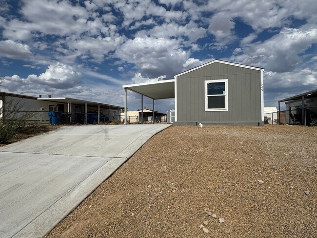 1700 Yale Dr