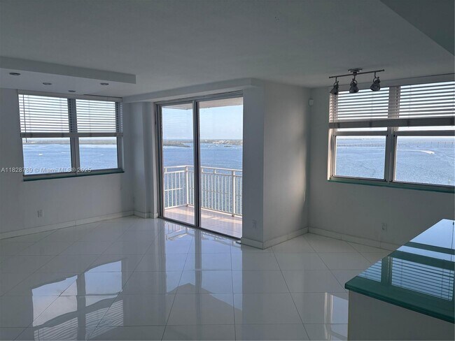 Photo - 770 Claughton Island Dr Unidad 2116 Rental