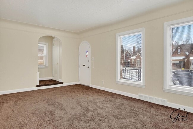 Photo - $1350 3 bedrooms