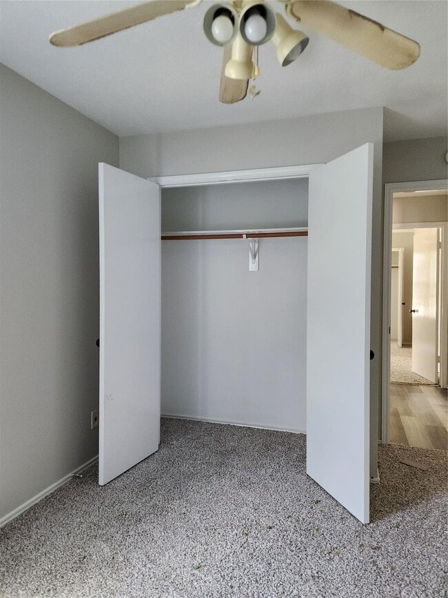 Photo - 1900 Old Creek Dr