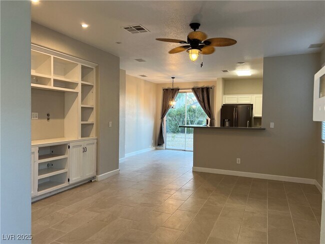 Photo - 8824 Iron Hitch Ave