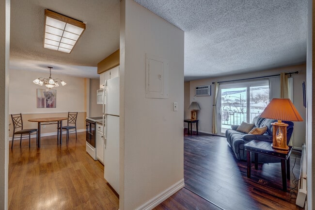 Photo - 4500 S Poplar St Unit 207