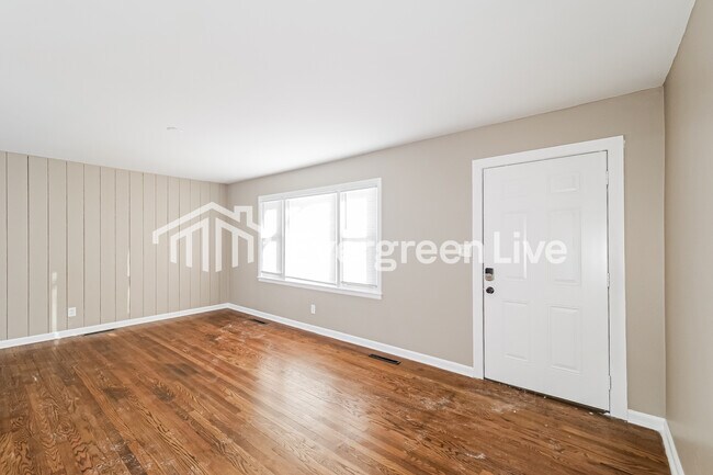 Photo - 6212 E 95th Terrace