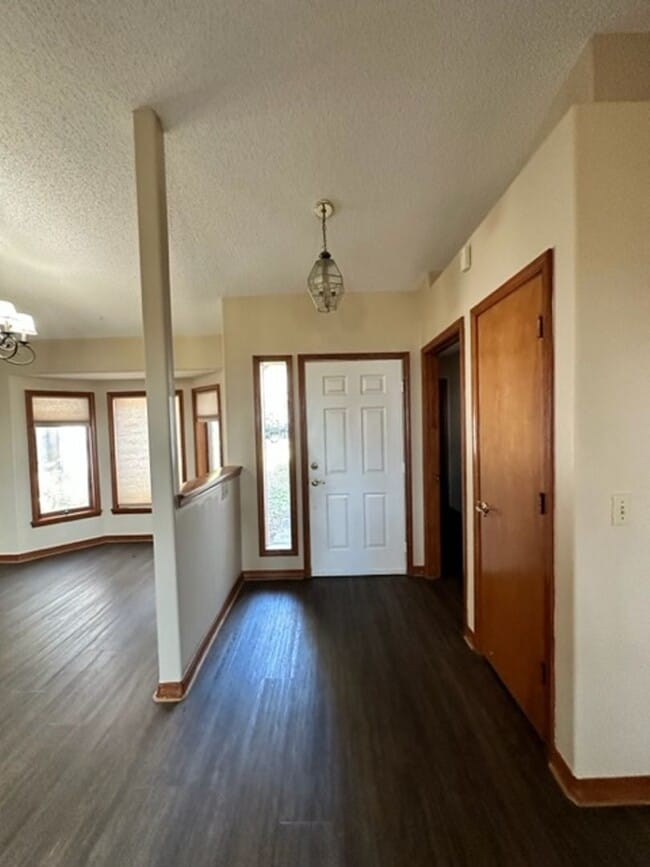 Photo - 1276 Quattlefield Ln