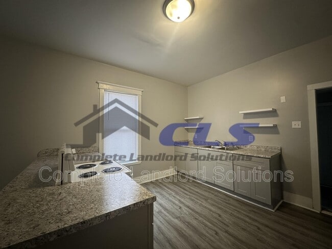 Photo - 1507 5th Ave