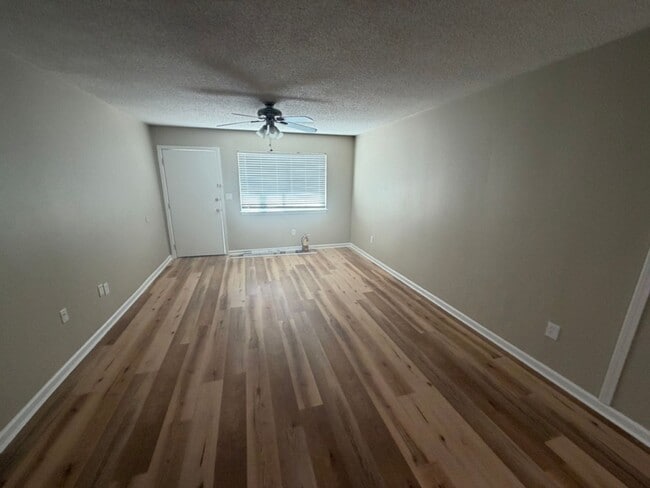 201 E College Blvd