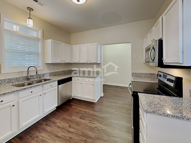 Photo - 11234 Heritage Green Dr