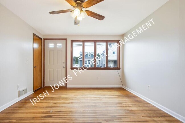 Photo - 17 Houston St