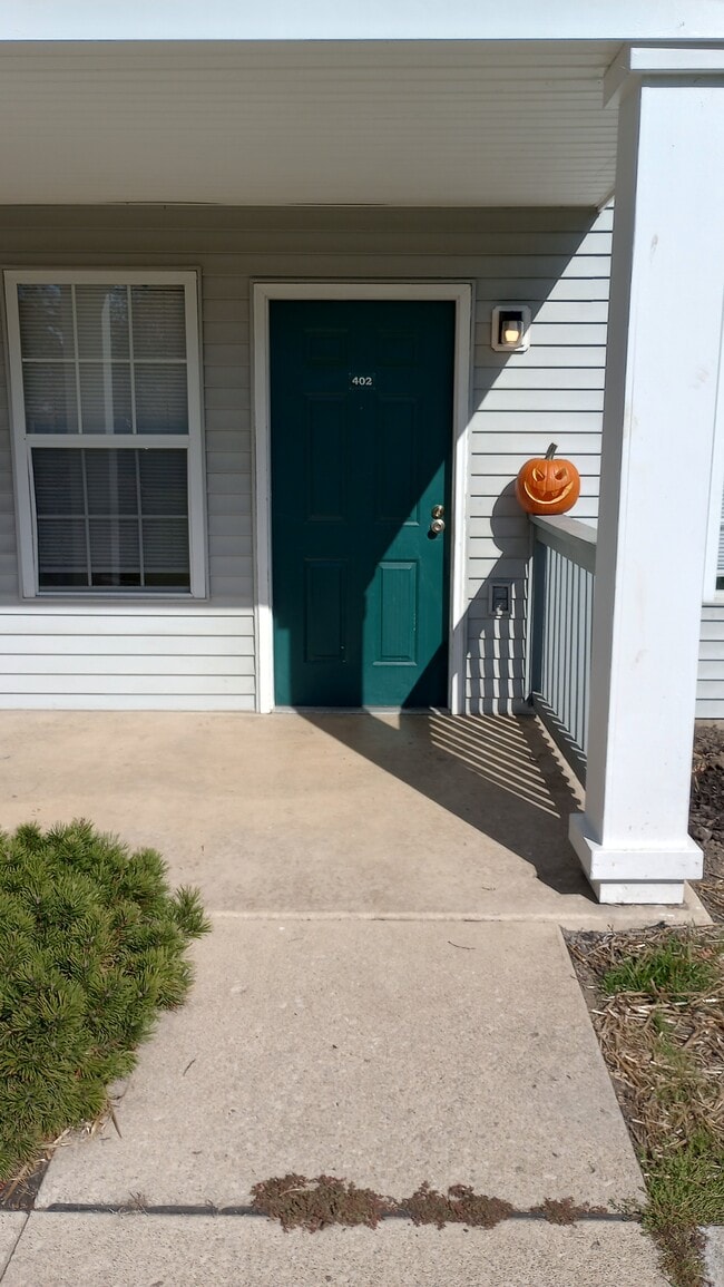 IMG_3244 - 15 S Shafer St Unidad UC  #402