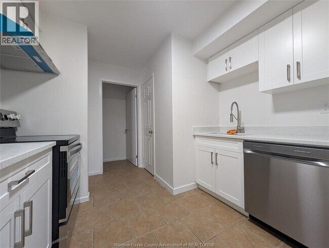 Photo - 2983 Meadowbrook Ln