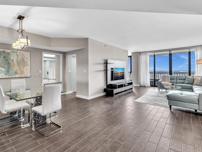 Photo - 2000 Island Blvd Unit 1203