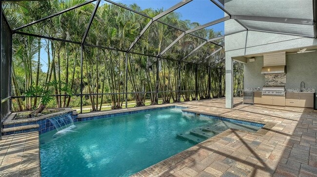 Photo - 318 Ragdoll Run